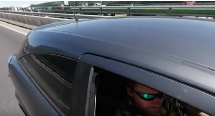 Pędzili po Warszawie 150 km/h. Nagrali wideo w technologii 360 stopni 