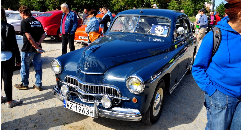 Najpiękniejsza Warszawa - zlot samochodów marki Warszawa i Syrena[ZDJĘCIA]