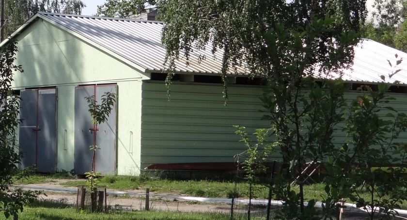 Trenują w fatalnych warunkach - przystań na Kanale Żerańskim potrzebuje remontu