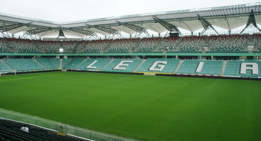 Legia ukarana. Mecz z Realem Madryt odbędzie się bez kibiców