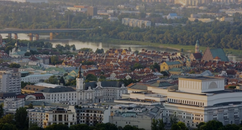 Warsaw Fast Forward - jeden dzień z życia Warszawy w przyspieszonym tempie [film]