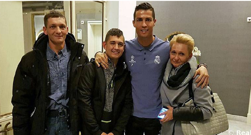 Cristiano Ronaldo spotkał się z pacjentem Kliniki Budzik 