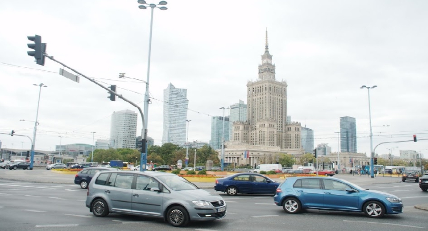 Trzynaście firm chce obsługiwać carsharing 