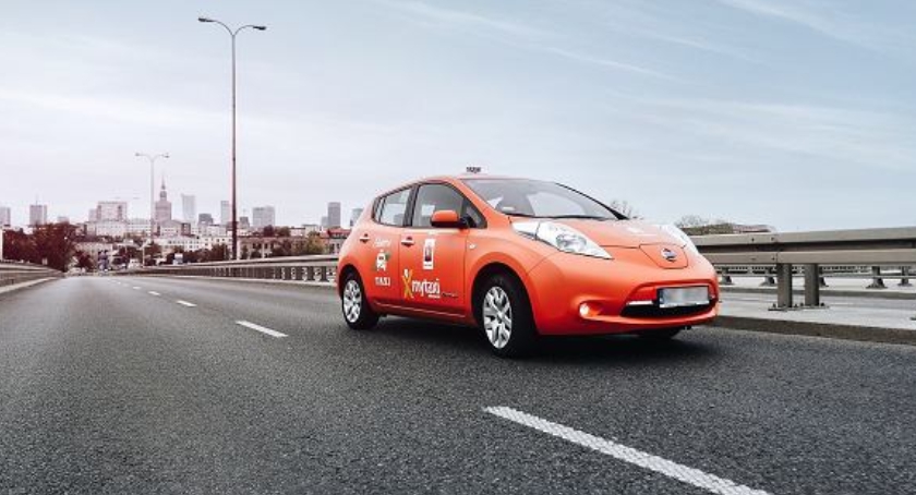 Pierwsze elektryczne taksówki jeżdżą już po Warszawie
