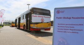 Są mobilne punkty obsługi pasażerów. 