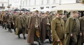 XIII Katyński Marsz Cieni po cichu w Warszawie [ZDJĘCIA]