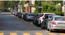 Warszawa: zmiany w płatnym parkowaniu weszły w życie. Opłaty w górę z 30 zł do 1200 zł rocznie