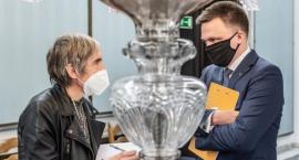 Hołownia: Nie mają pary, by podzielić Mazowsze ani zdewastować sądy [NASZ WYWIAD]