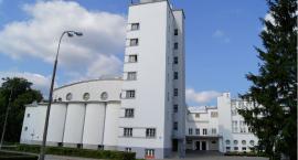 Znaleziono zwłoki młodej kobiety na balkonie Akademii Wychowania Fizycznego