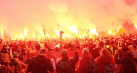 Policja podsumowała Marsz Niepodległości 2021 