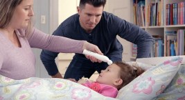 Dlaczego coraz młodsi pacjenci ciężko przechodzą COVID-19? Jakie ma objawy u dzieci?
