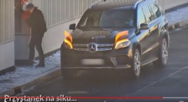 Odrażające poczynania kierowców w tunelu POW [ZDJĘCIA]