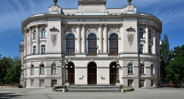 Politechnika Warszawska będzie uczyć ZDALNIE
