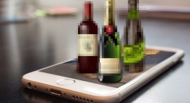 Dzielnice wydały zezwolenia na sprzedaż alkoholu w sklepach, a trwa handel w internecie - AKTUALIZACJA