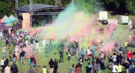 Festiwal Kolorów 2022: bardzo kolorowo, bardzo wesoło [FOTORELACJA]