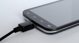 Czy w końcu będzie TYLKO jedna ładowarka do wszystkich telefonów? Jest porozumienie w Unii Europejskiej