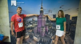 Bieg Tyma już za nami. Zobaczcie śmiałków, którzy zmierzyli się w konkurencji wbiegania na 30. piętro PKiN (FOTORELACJA)