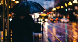 Będzie coraz zimniej i coraz więcej deszczu [POGODA]
