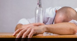 Leżał nieprzytomny na ulicy, był pijany. Nieoficjalnie wiadomo, że to poseł PiS