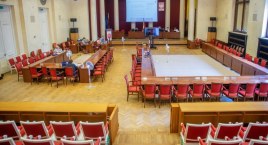 Rada m.st. Warszawy wraca do spotkań stacjonarnych