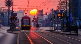 Pociągi, tramwaje, autobusy. Komunikacja w Święta i Nowy Rok