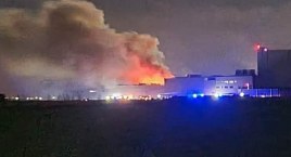 Wielki pożar piekarni. Ewakuowano 200 osób. Trwa akcja gaśnicza