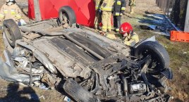 AKTUALIZACJA: tragiczny finał zderzenia autobusu z samochodem 