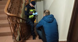 Zażywał narkotyki na klatce schodowej