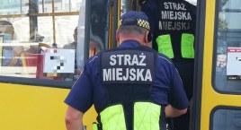 Wpadł w szał, zaczął niszczyć tramwaj. Przeraził pasażerów
