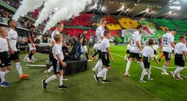 Legia przeciwko Midtjylland. Oprawa była fantastyczna. Emocje też! [ZDJĘCIA]