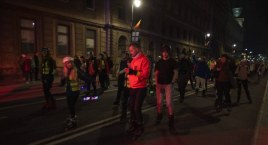 Rolkarze z Nightskating Warszawa tym razem przejadą przez AVE PARK!