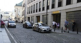 Stare Miasto i taksówki