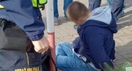 Mieszkaniec Olsztyna przybył do Warszawy by dać gościnne występy?