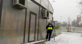 Unikał spotkań z policją, zamieszkał w opuszczonym pawilonie