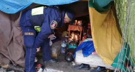3 wychłodzone osoby w kryzysie bezdomności otrzymały pomoc
