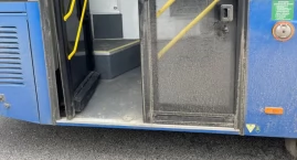 Autobusy były w złym stanie. Kierowcy i tak chcieli nimi wozić ludzi