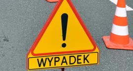 Taksówka potrąciła kobietę na pasach