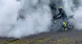 Wpadł przez palenie gumy. Nietrzeźwy, bez uprawnień, ale za to z ułańską fantazją...