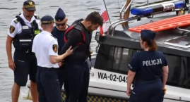 Ćwiczenia ratownictwa wodnego. 