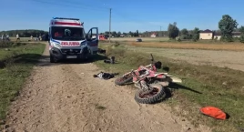 Wypadek z udziałem zwierzęcia. Motocyklista kontra krowa w Aleksandrowie