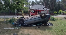 Zabrał auto WUJKA, po czym DACHOWAŁ. Wypadek 