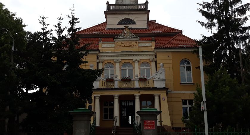 Prezydent Otwocka przekazał poczcie dane wyborców