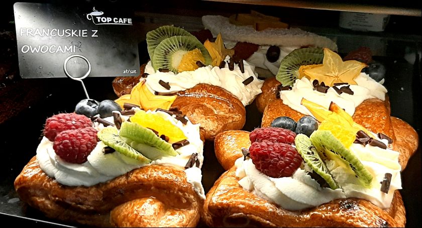 Na francuskie z owocami...! Top Cafe - serdecznie zaprasza!