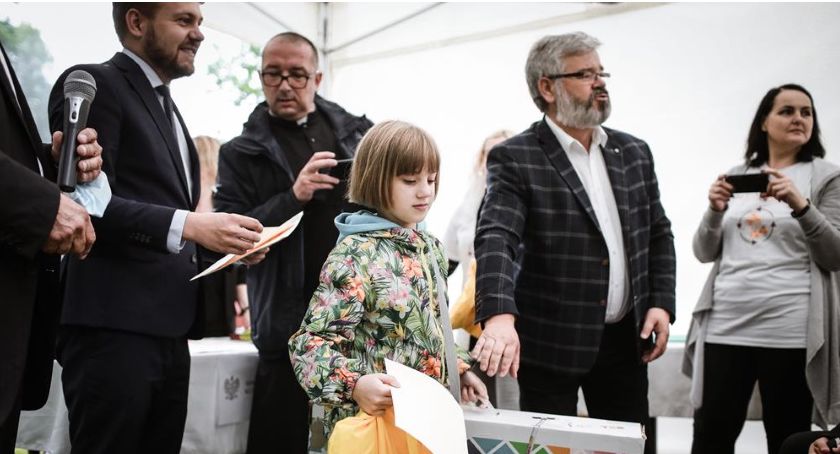 Piknik ekologiczny na terenie składowiska odpadów zakończył akcję #SprzątamyOtwock