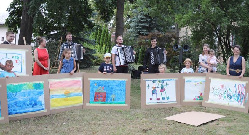 II Międzypokoleniowa Akademia Muzyczna - Warsztaty malowania do muzyki akordeonowej