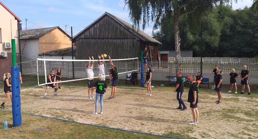 Karczewska Wakacyjna Liga Siatkówki - będzie dodatkowy etap