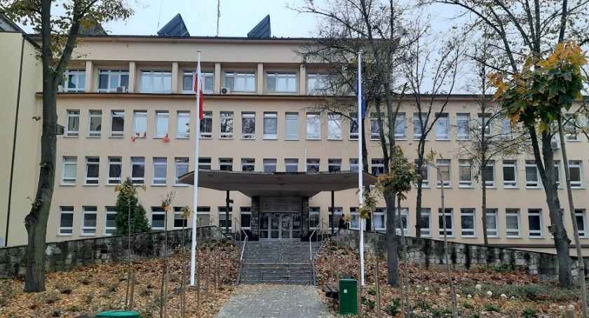 Szpital powiatowy w Otwocku cały covidowy?