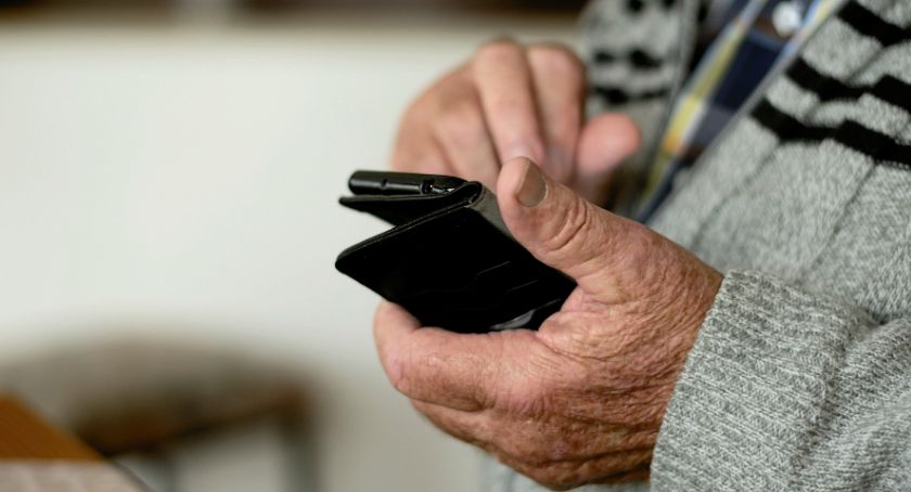 Pomoc dla seniorów w czasie pandemii