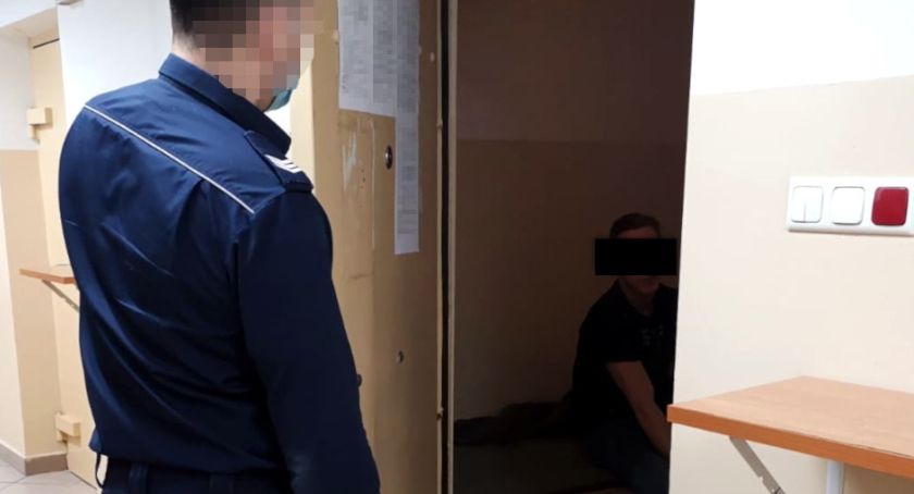 Uszkodzenie monitoringu w otwockim parku - sprawca zatrzymany