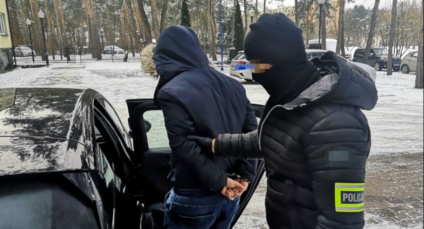 80-latek napadnięty i pobity we własnym domu